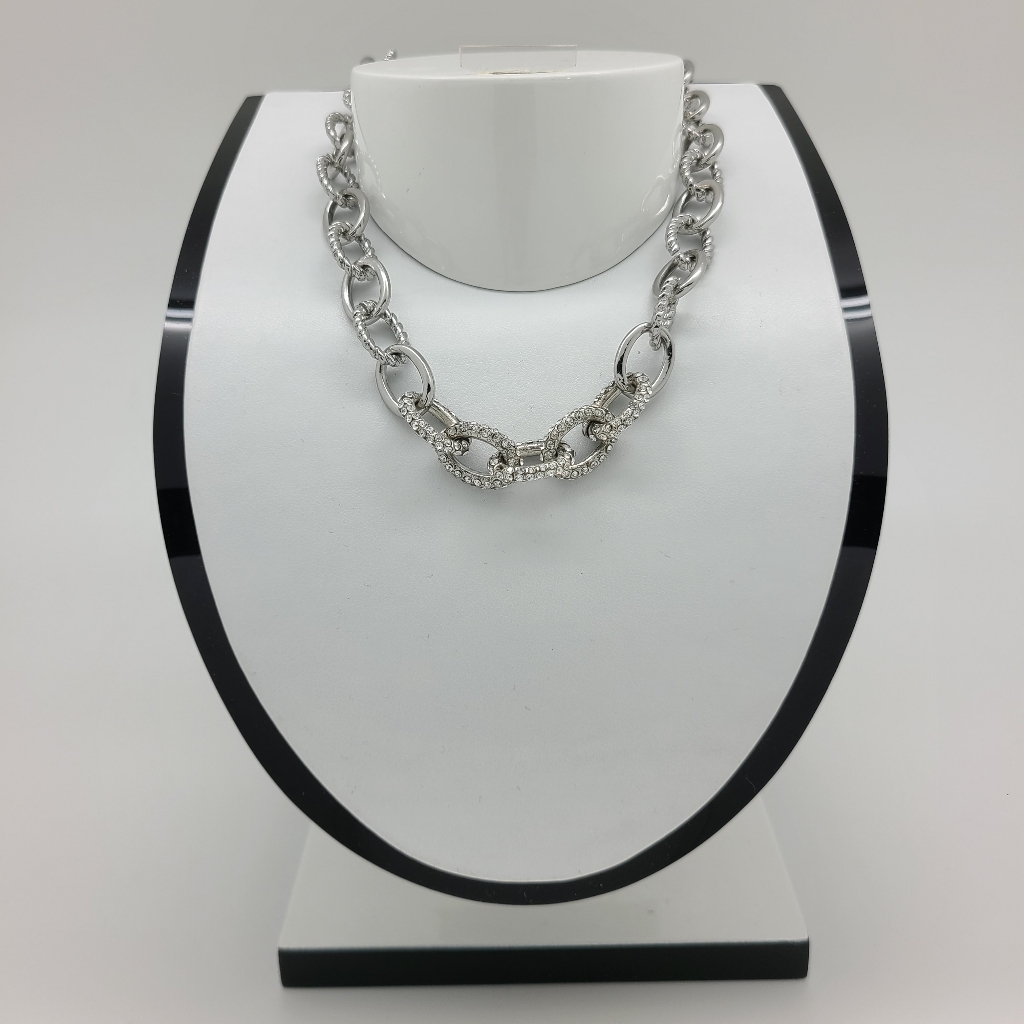 Silver Chain Linked The Limited Necklace 22$